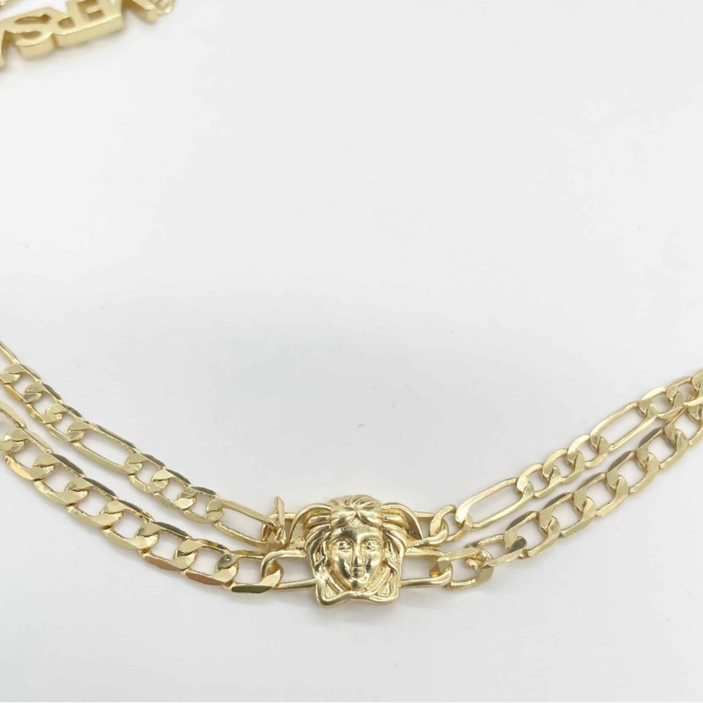 Versace double chain Medusa vintage necklace with logo!Final Offer,don’t miss!